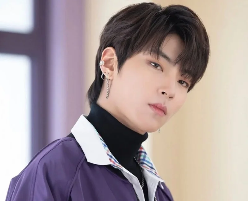 Mullet nam gáy nhọn